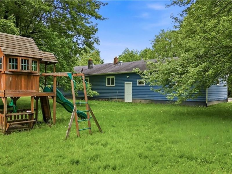 5210 Scott Street, Newton Falls, OH 44444 Photo 5