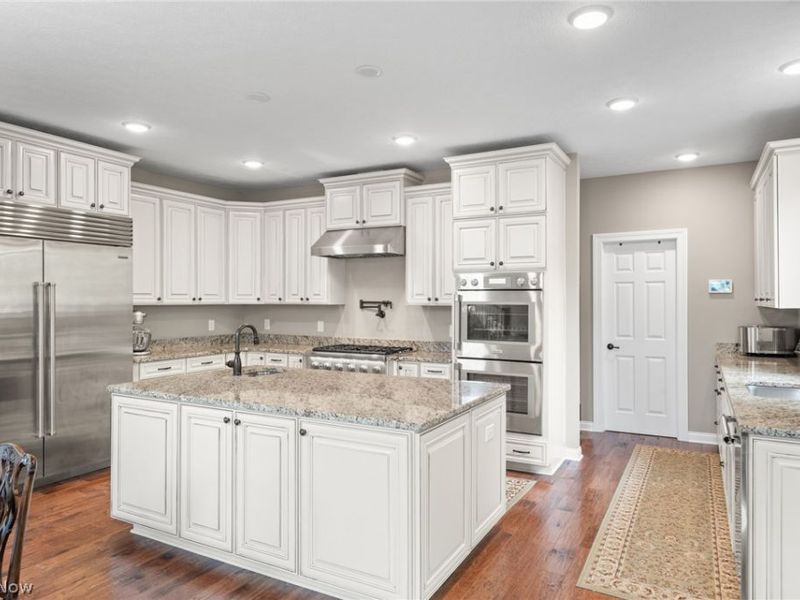 12554 Meadowview Drive, North Royalton, OH 44133 Photo 13