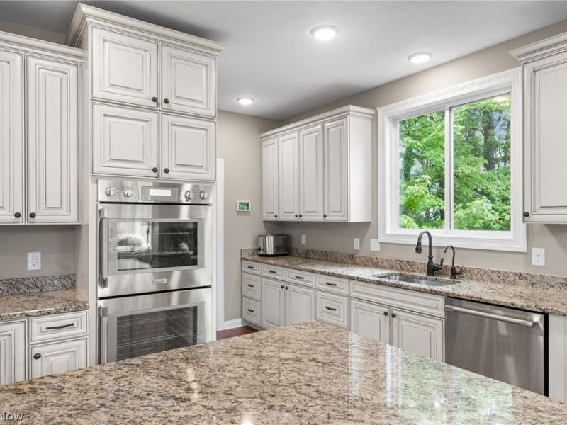 12554 Meadowview Drive, North Royalton, OH 44133 Photo 16