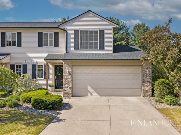 520 Lawrence Avenue, Wayland, MI 49348