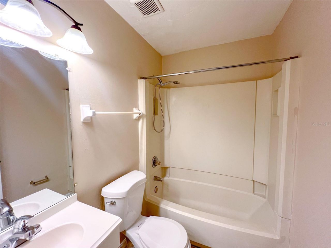 703 SW 69th Terrace, Unit B, Gainesville, FL 32607 Photo