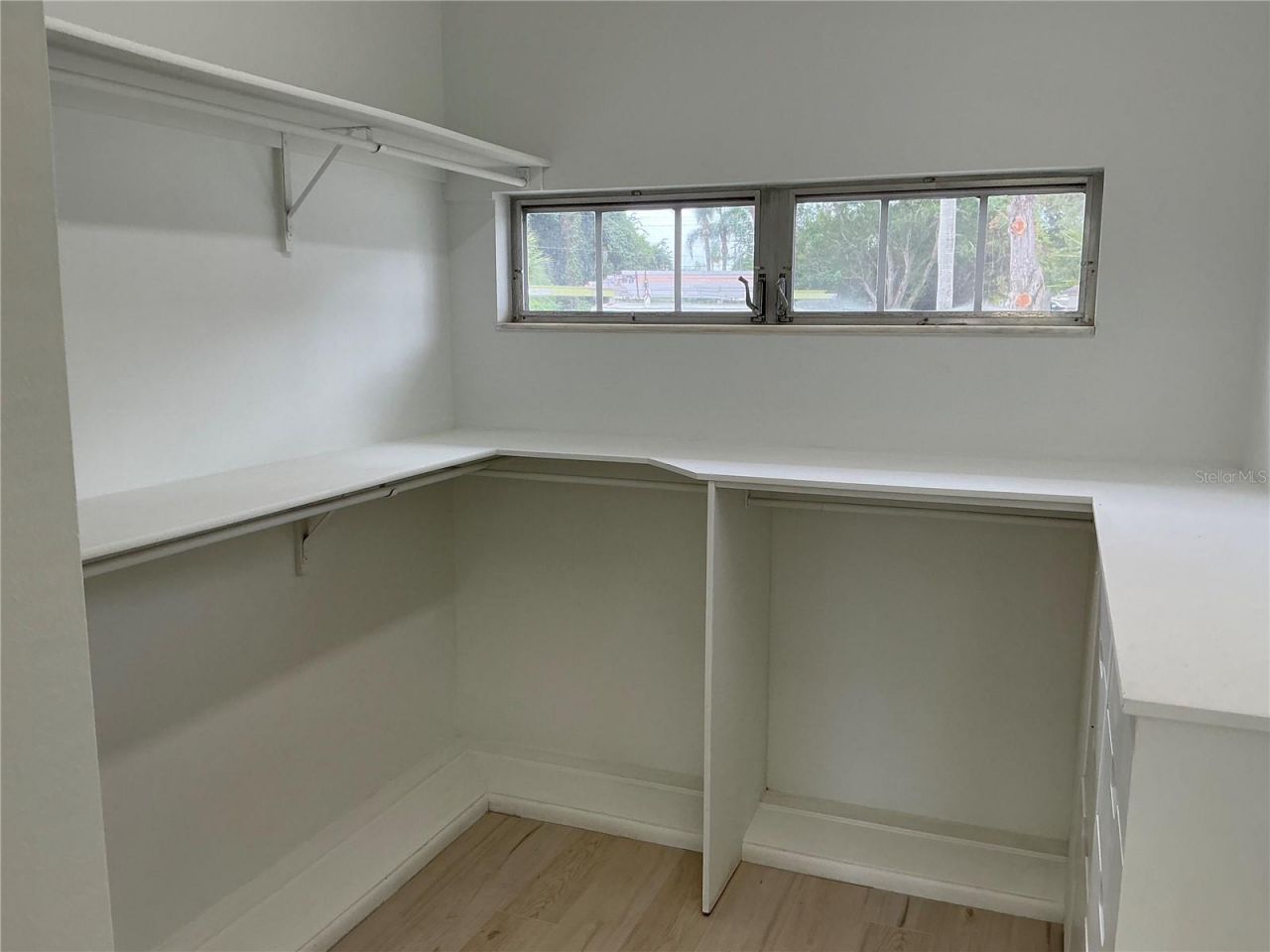 502 Magellan Drive, Sarasota, FL 34243 Photo