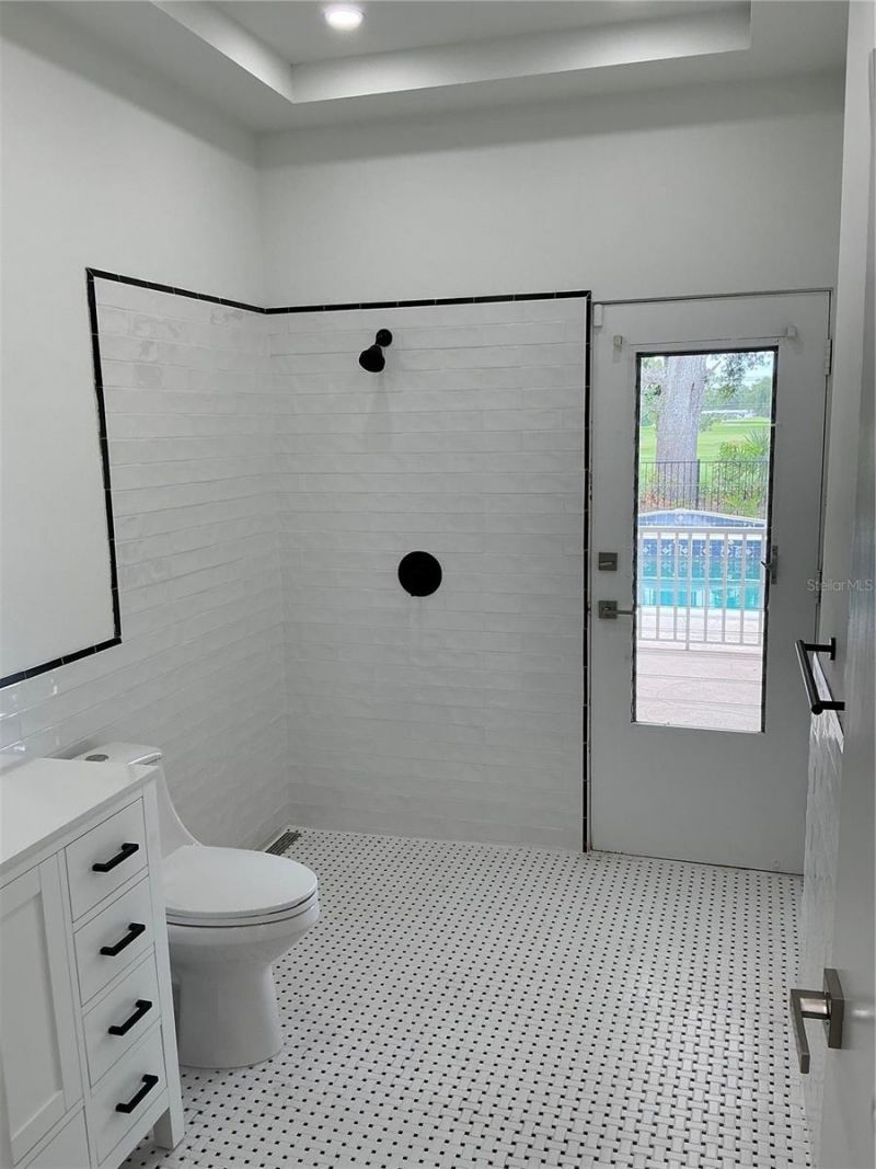 502 Magellan Drive, Sarasota, FL 34243 Photo
