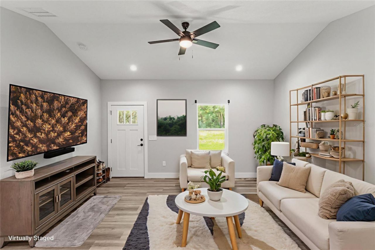 207 N Palmetto Avenue, Florahome, FL 32140 Photo