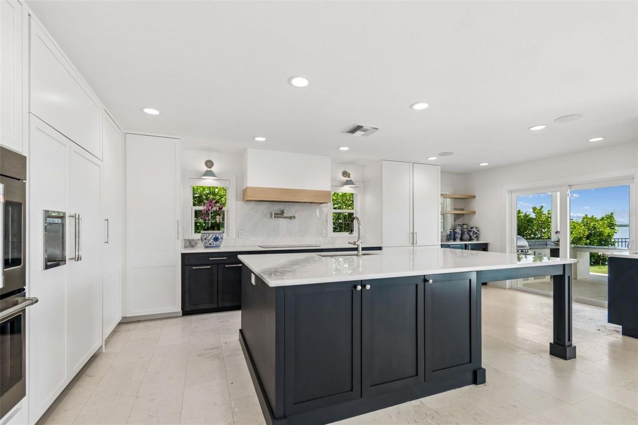 1907 Arrowhead Drive Ne, Saint Petersburg, FL 33703 Photo