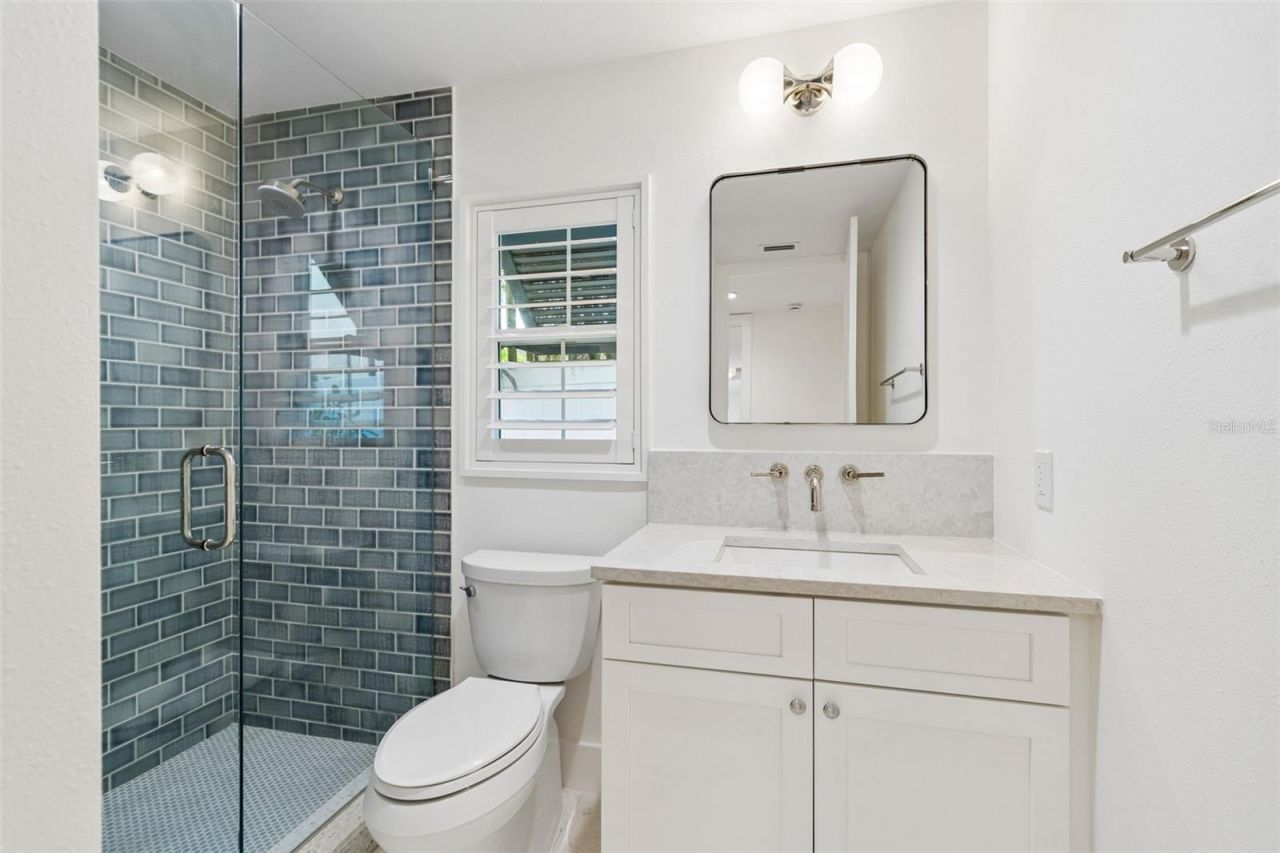 1907 Arrowhead Drive Ne, Saint Petersburg, FL 33703 Photo