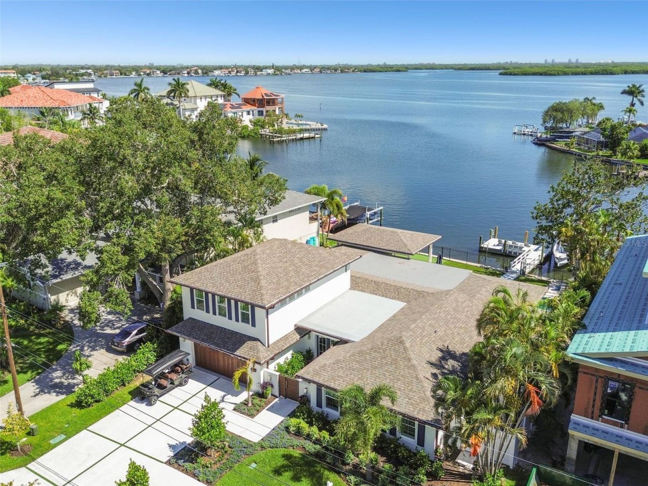 1907 Arrowhead Drive Ne, Saint Petersburg, FL 33703 Photo