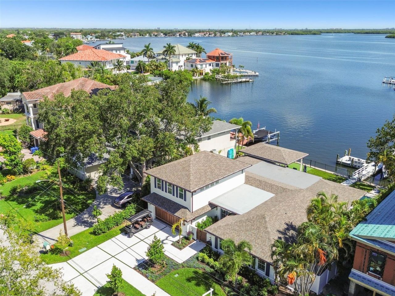 1907 Arrowhead Drive Ne, Saint Petersburg, FL 33703 Photo