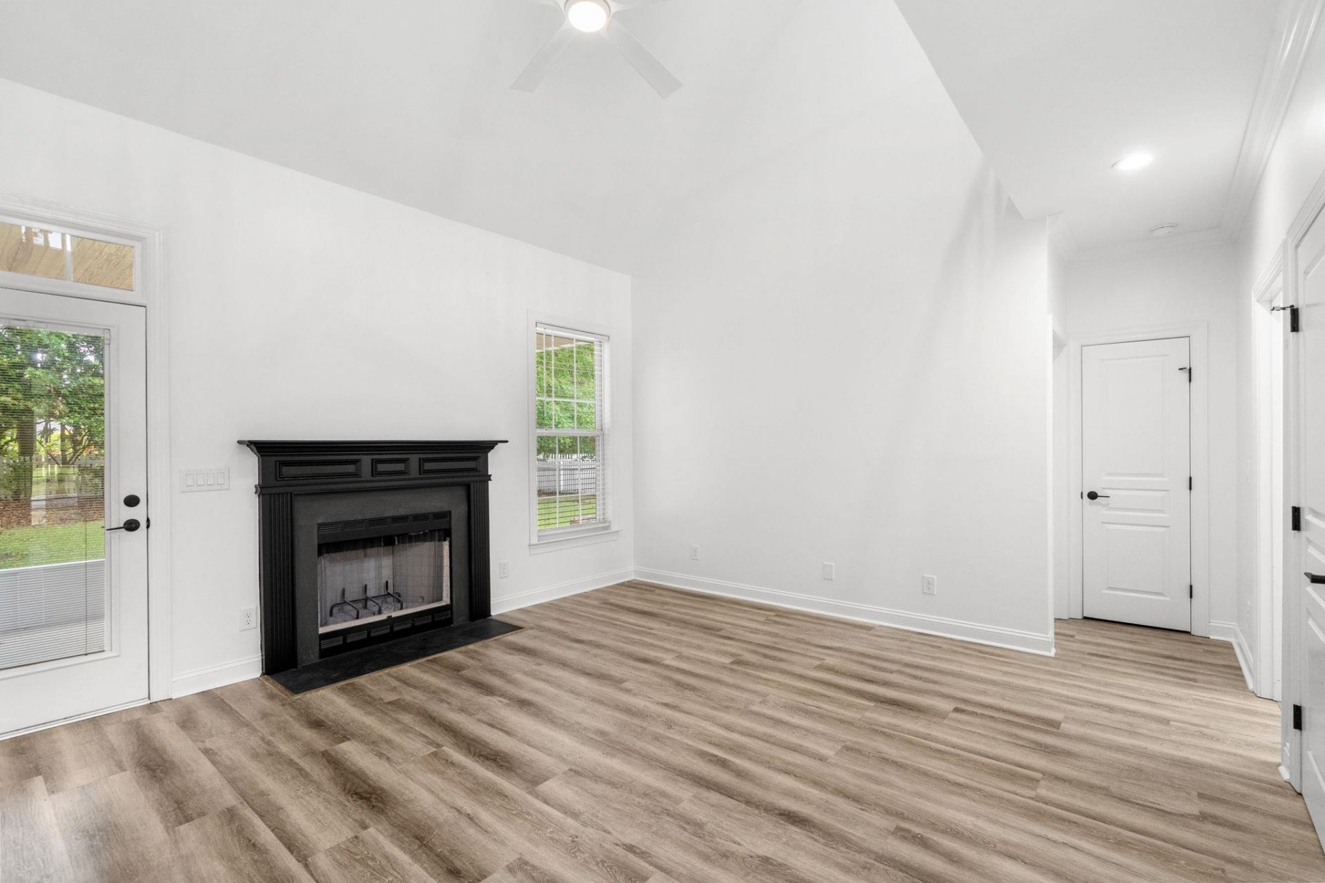 3602 Brampton Dr. Photo 11