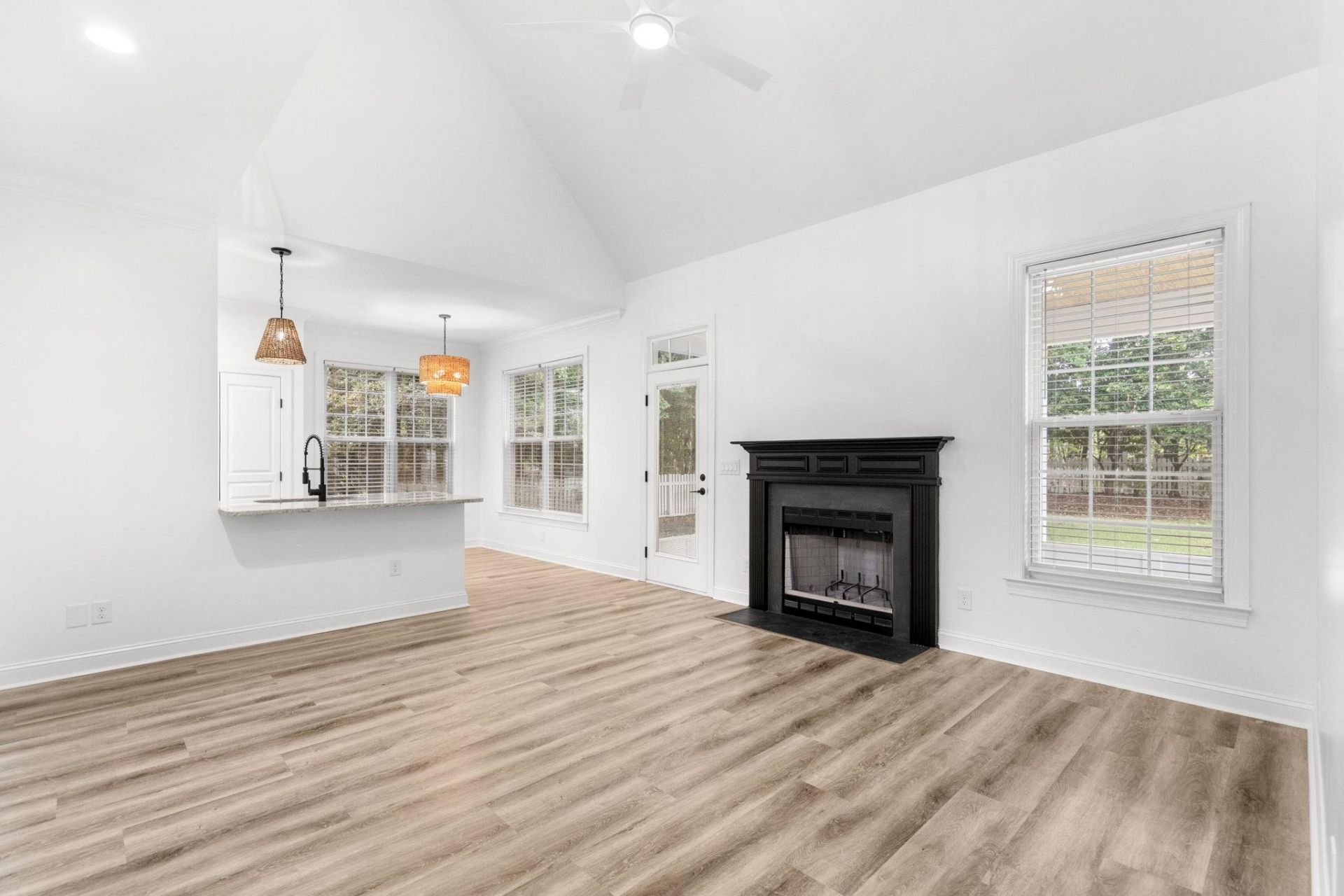 3602 Brampton Dr. Photo 12