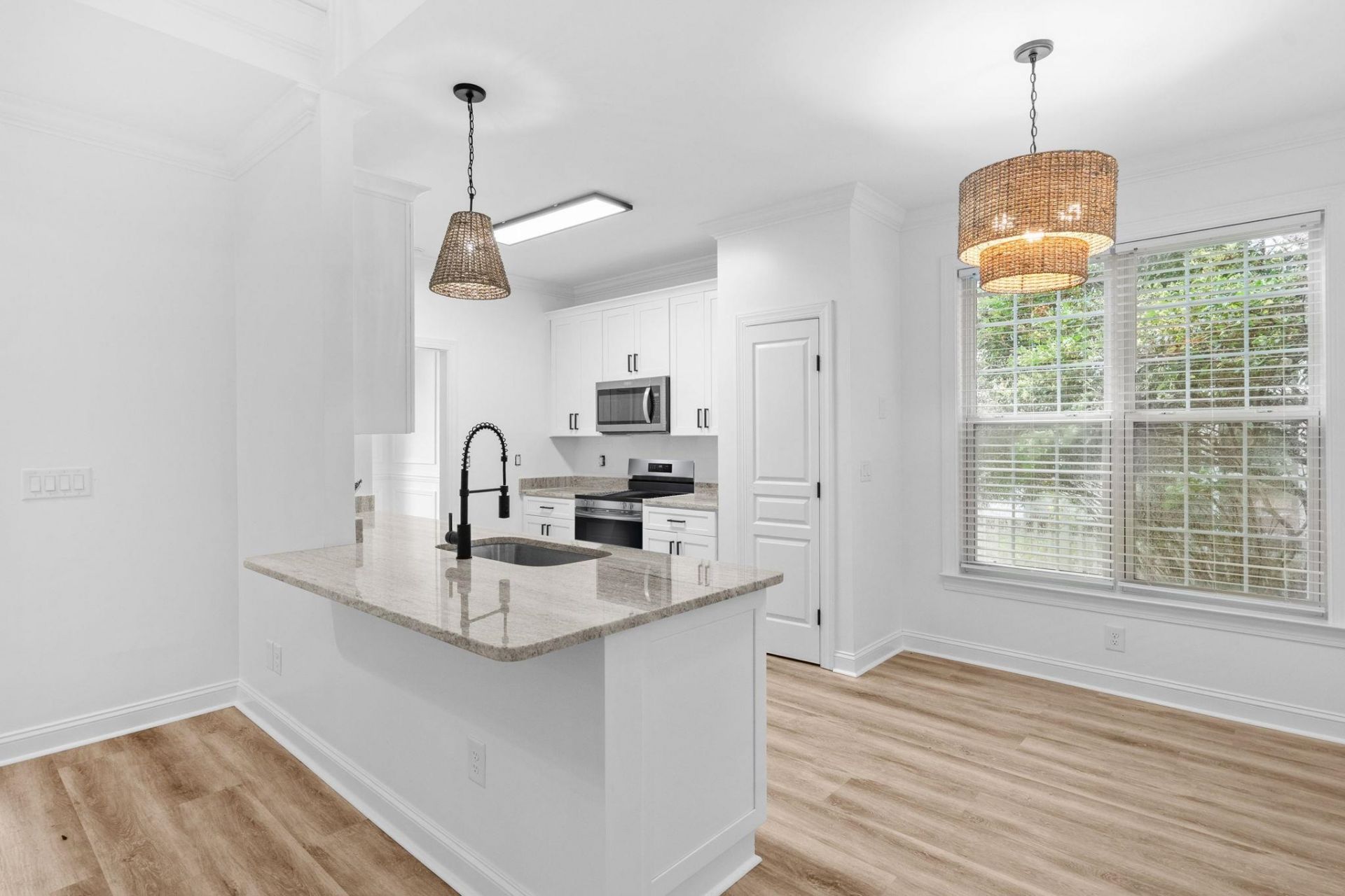 3602 Brampton Dr. Photo 17