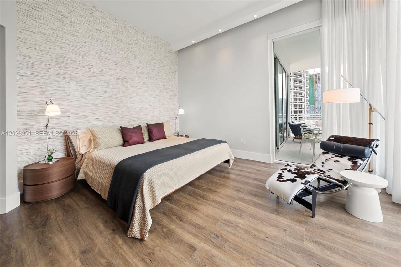 900 Brickell Key Blvd , Unit 1801, Miami, FL 33131 Photo