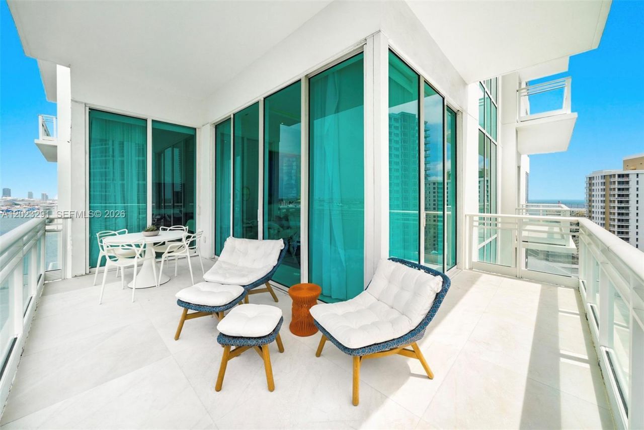 900 Brickell Key Blvd , Unit 1801, Miami, FL 33131 Photo