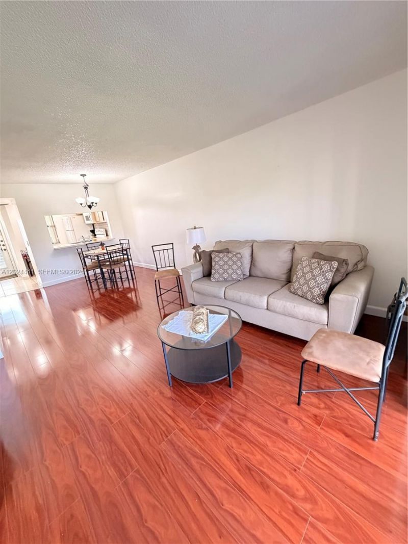 2793 NW 104th Ave , Unit 204, Sunrise, FL 33322 Photo