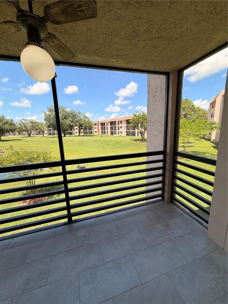 2793 NW 104th Ave , Unit 204, Sunrise, FL 33322 Photo