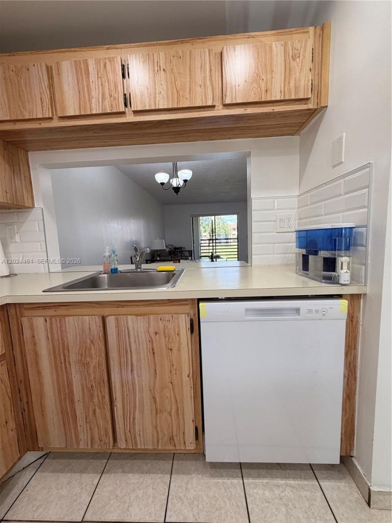 2793 NW 104th Ave , Unit 204, Sunrise, FL 33322 Photo