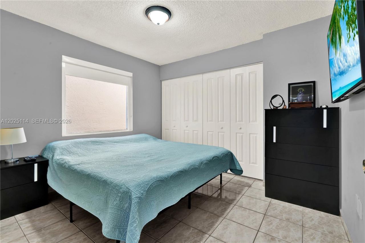 7462 W 29th Way , Hialeah, FL 33018 Photo