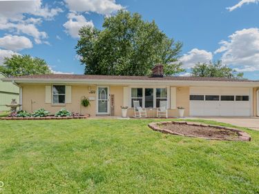 1839 Jolinda Drive , Columbus, IN 47203
