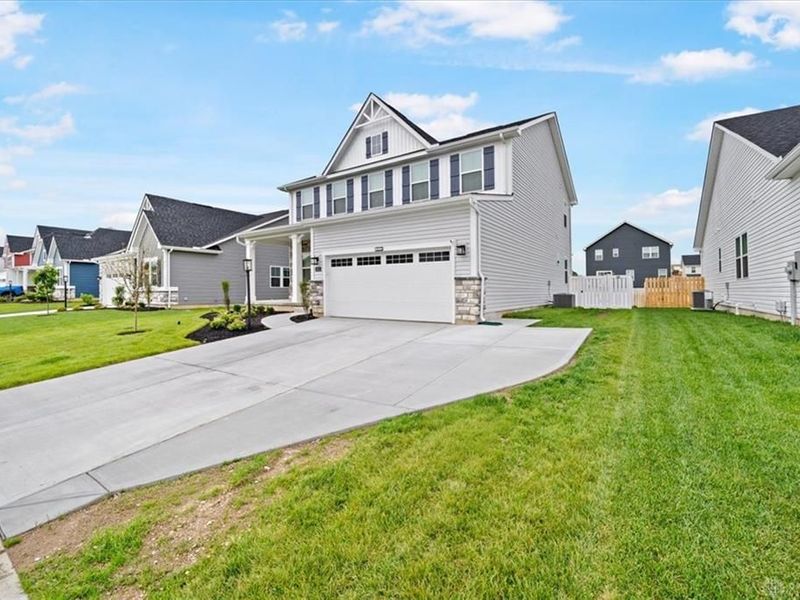 1812 Wildflower Road, Fairborn, OH 45324 Photo 2