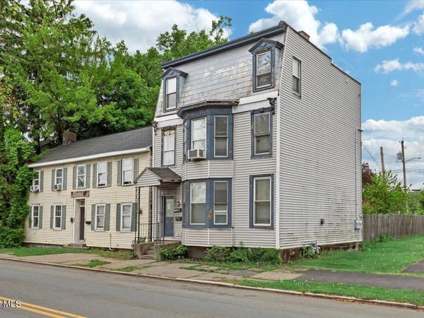715 2nd Avenue, Troy, NY 12182