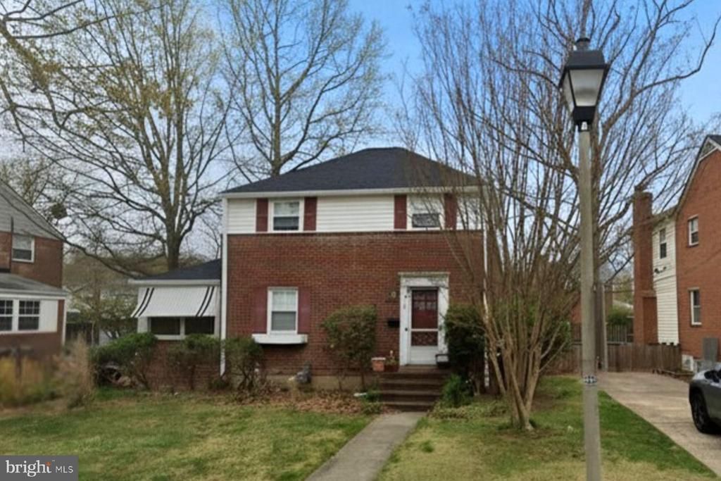104 S Aberdeen Street, Arlington, VA 22204 Main Photo