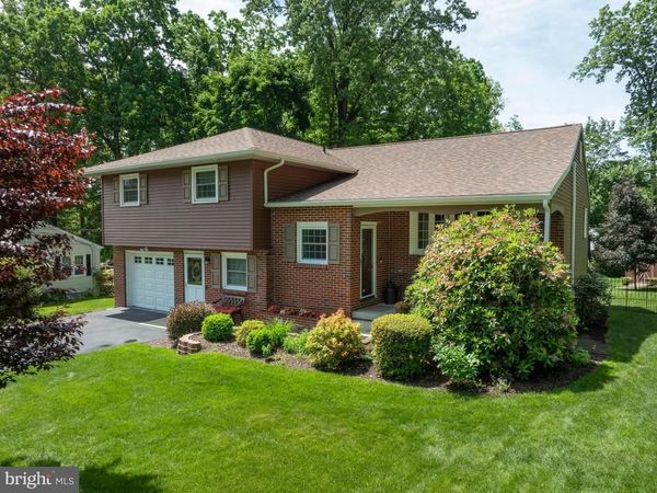 684 WILTSHIRE DRIVE, STATE COLLEGE, PA 16803
