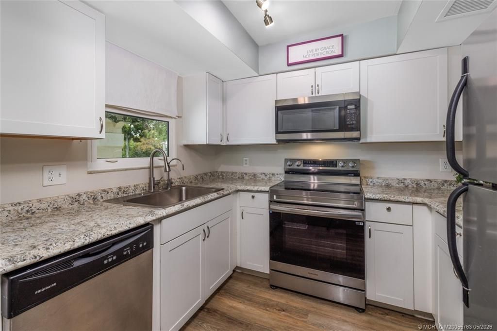 5819 SE Wilsie Drive, Stuart, FL 34997 Photo