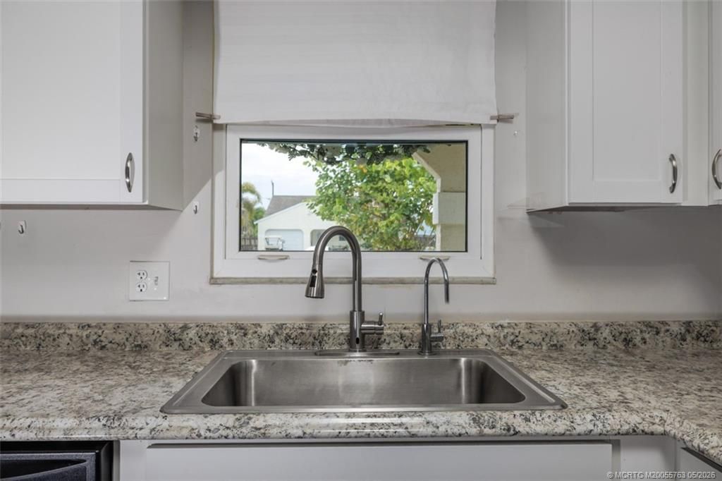 5819 SE Wilsie Drive, Stuart, FL 34997 Photo