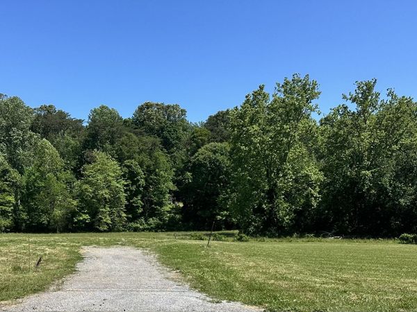 3169 Hinds Creek Rd, Heiskell, TN 37754