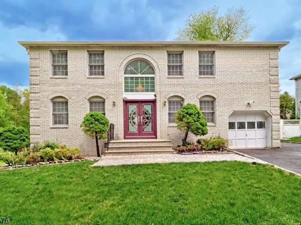 47 Schoener Rd, East Hanover, NJ 07936
