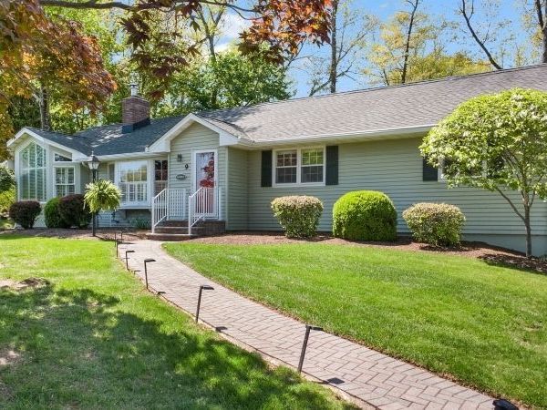 9 Cross Rd, Hanover, NJ 07950
