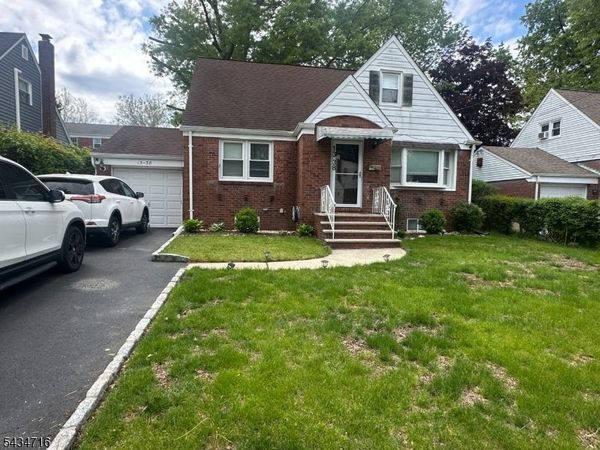 13 Hedman Pl, Fair Lawn, NJ 07410