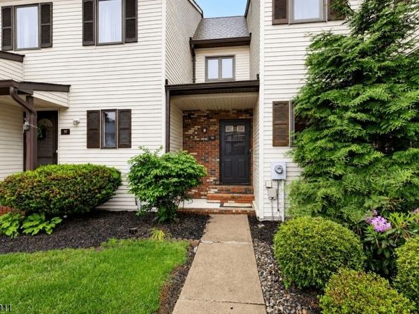 10 Coppermine Vlg, Flemington, NJ 08822