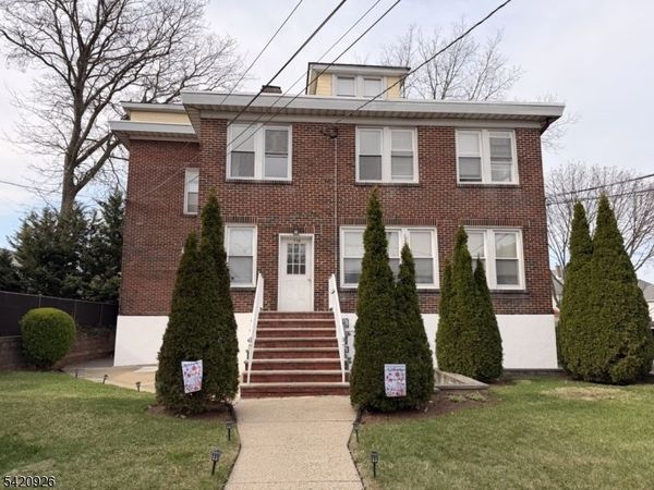 536 Lake Ave, Unit 4, Lyndhurst, NJ 07071