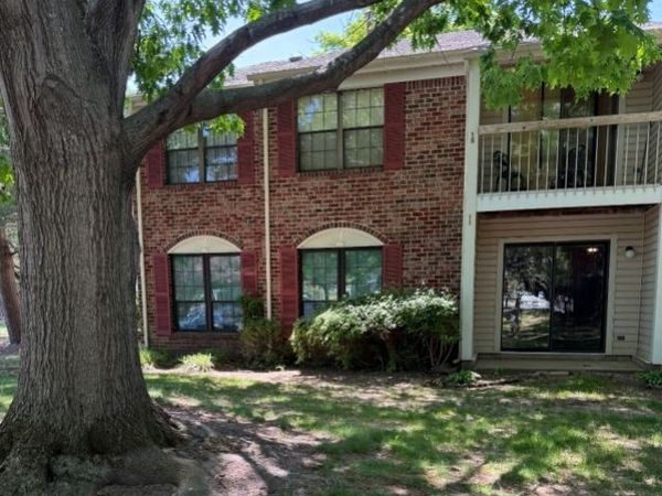 11 Crabapple Ln, Franklin, NJ 08823