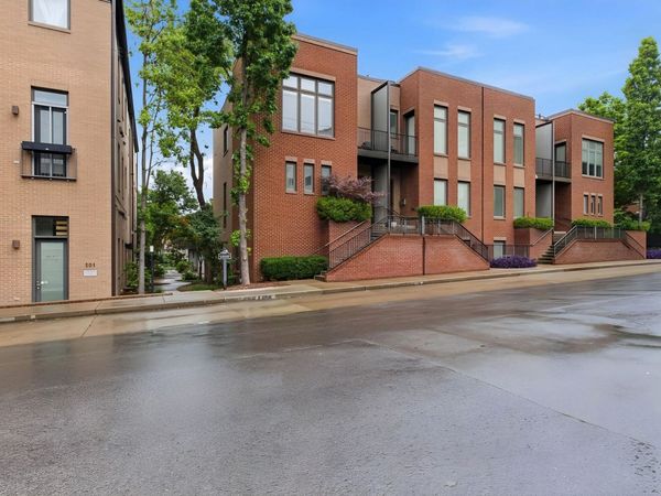 334 Van Buren St , Nashville, TN 37208