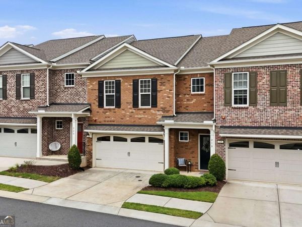 218 Ellis Lane, Woodstock, GA 30189