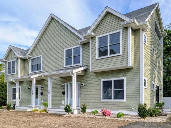17 Wright Way, Unit A, Falmouth, MA 02540