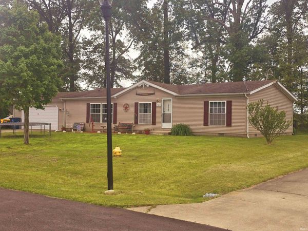 201 Cypress Court, Marion, IN 46953