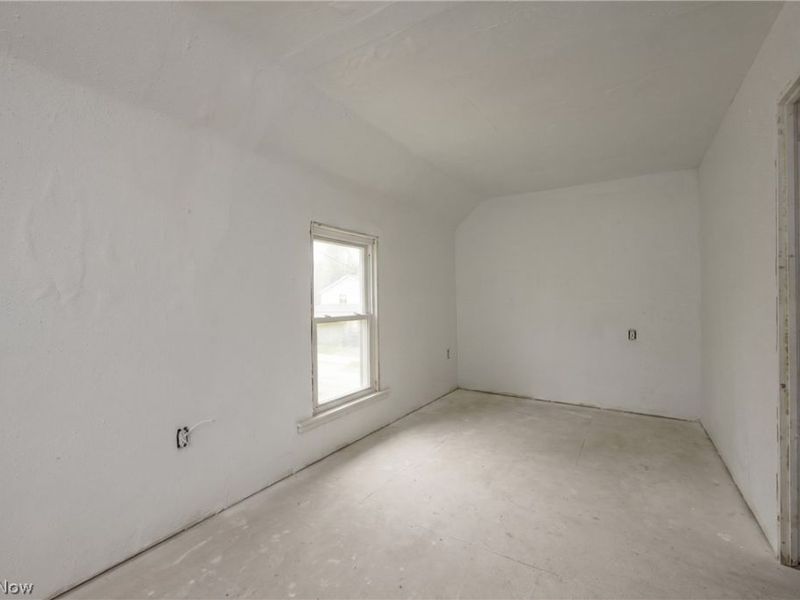 1266 E 102nd Street, Cleveland, OH 44108 Photo 8