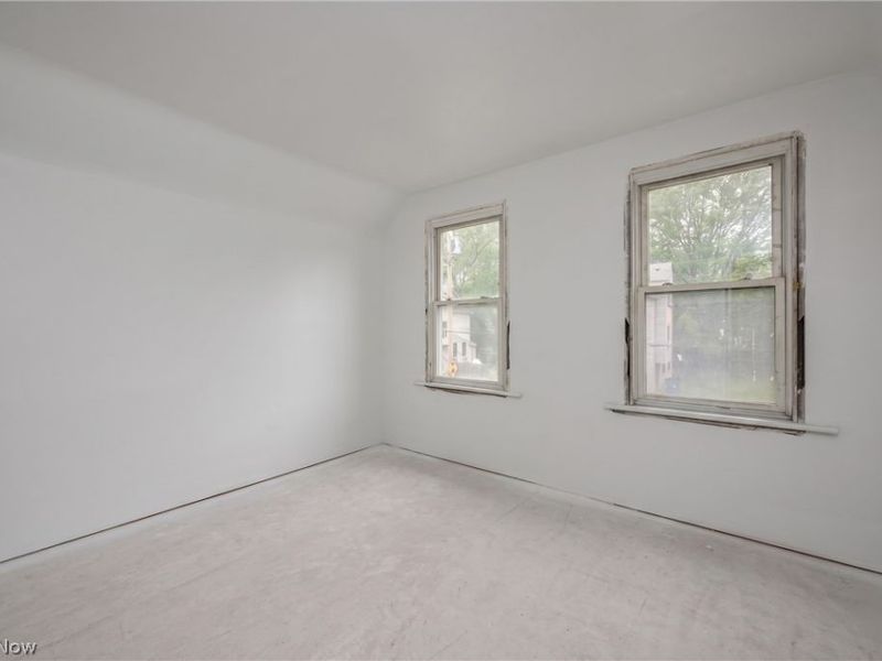 1266 E 102nd Street, Cleveland, OH 44108 Photo 9