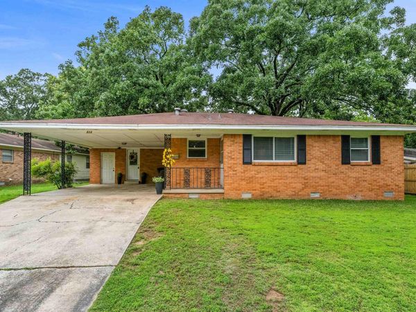 513 E Devon Avenue, Sherwood, AR 72120