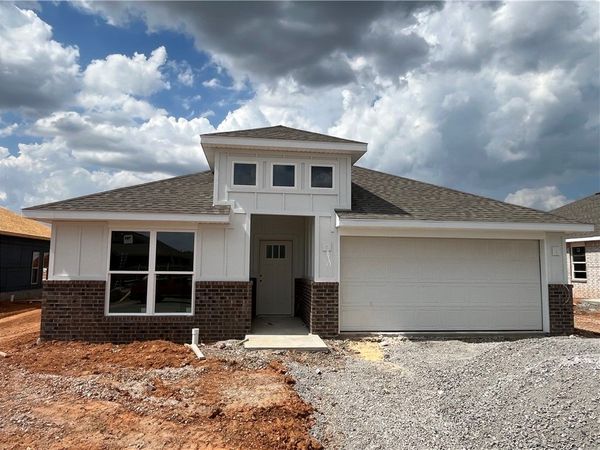 8730 Majestic Road, Centerton, AR 72713