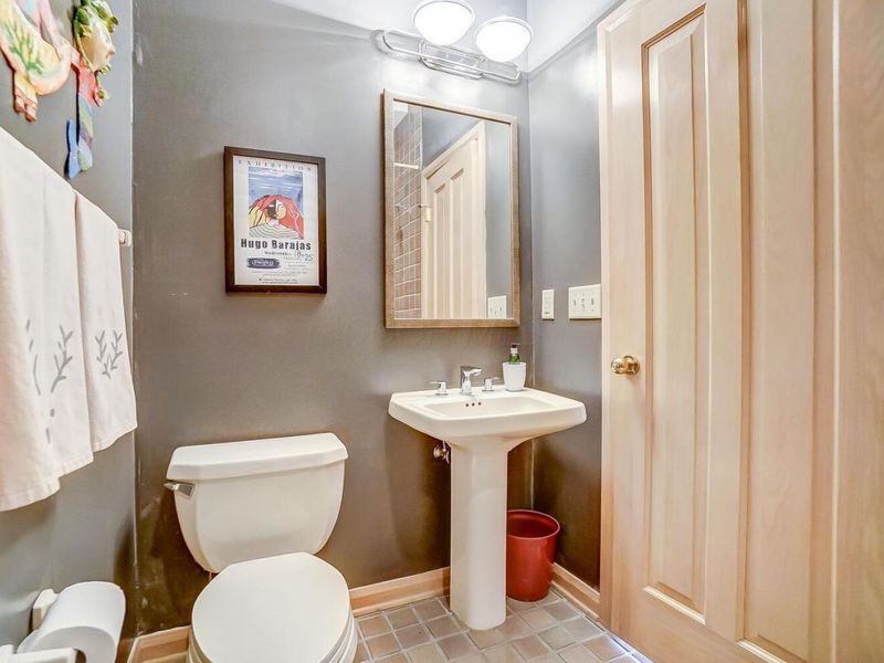 55 W Livingston Avenue, Unit 305, Columbus, OH 43215 Photo 23