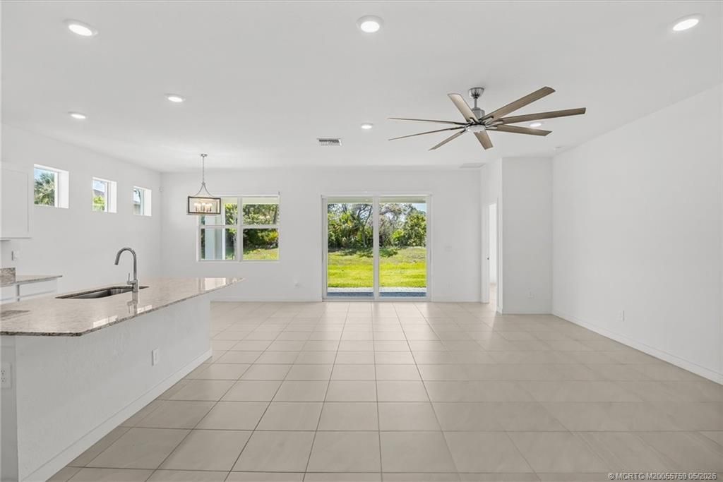 5958 SE Sky Blue Circle, Stuart, FL 34997 Photo