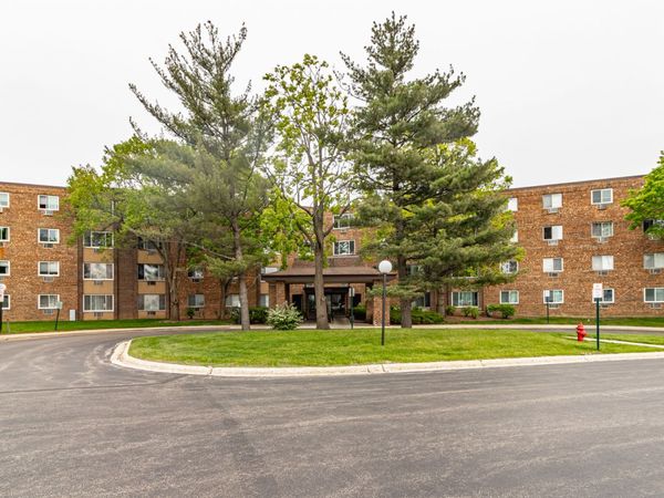 1475 REBECCA Drive , Unit 422, Hoffman Estates, IL 60194