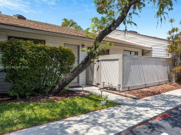 3633 NW 99th Ter, Unit 7B, Sunrise, FL 33351