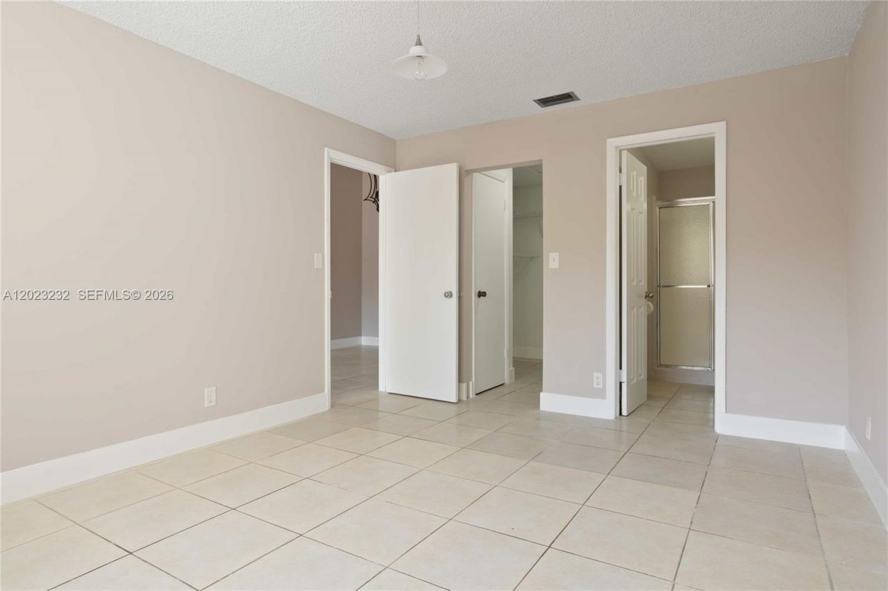 3633 NW 99th Ter, Unit 7B, Sunrise, FL 33351 Photo