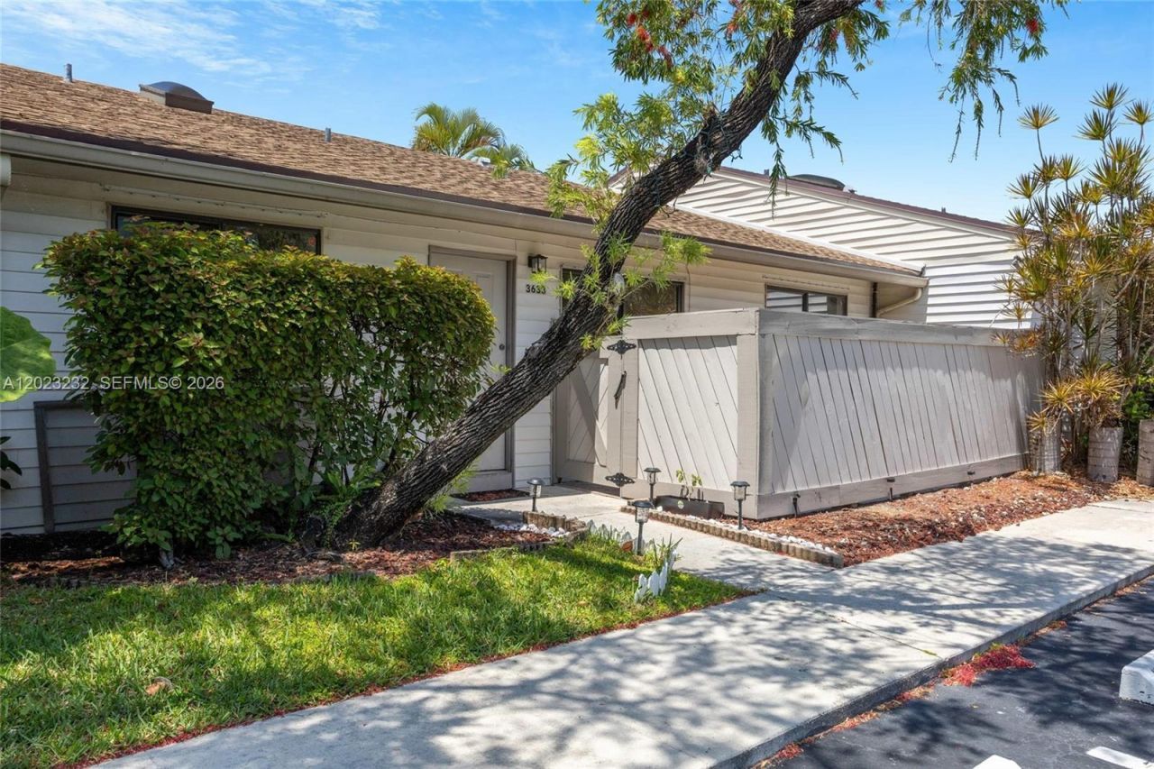 3633 NW 99th Ter, Unit 7B, Sunrise, FL 33351 Photo
