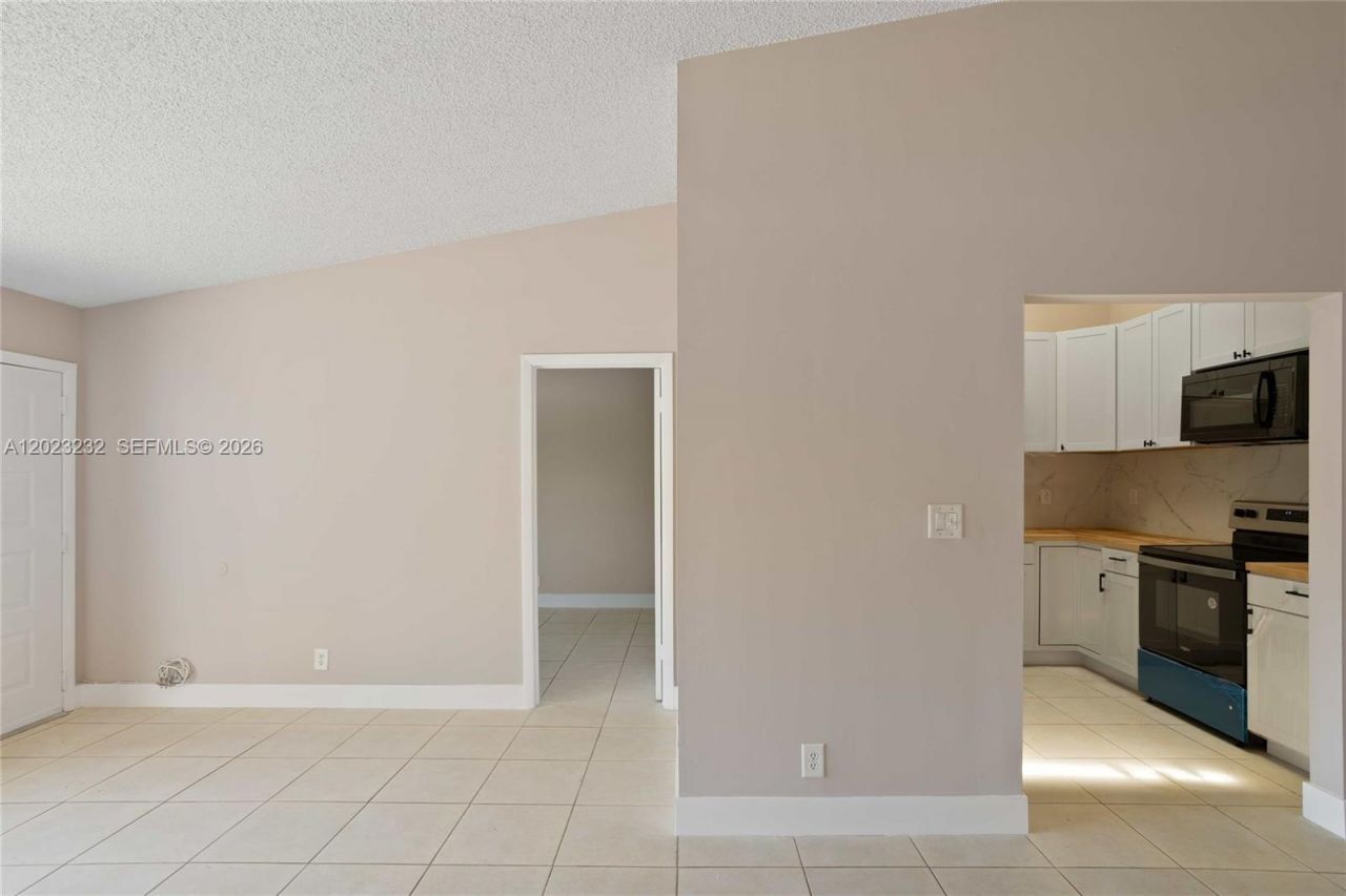 3633 NW 99th Ter, Unit 7B, Sunrise, FL 33351 Photo